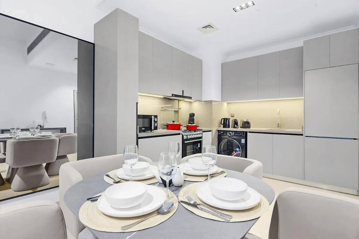 First Class 1Br Luxury Hideaway Dubai