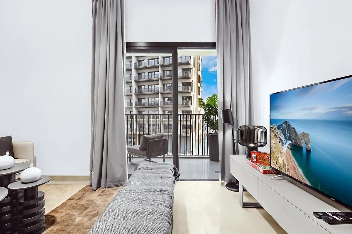 First Class 1Br Luxury Hideaway Dubai