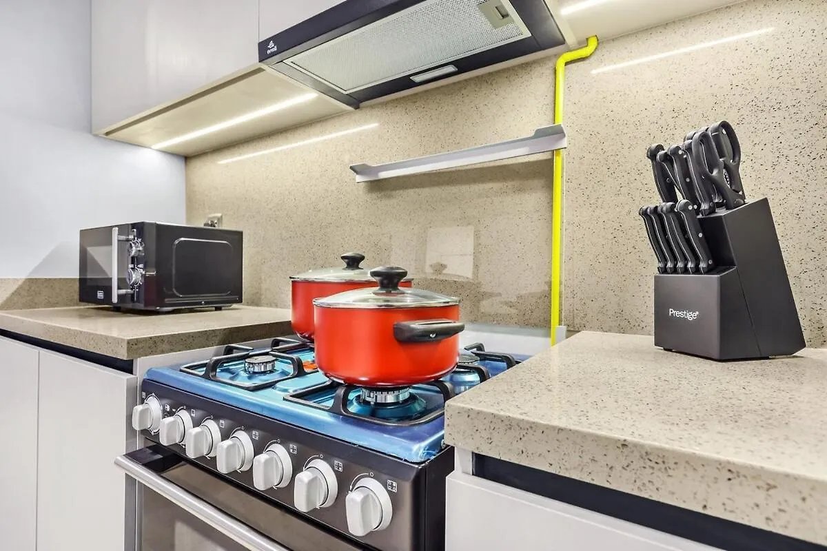 Apartment First Class 1Br Luxury Hideaway Dubai